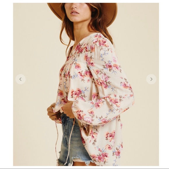 Ashley Boho Chic Flowy Floral Top - Picture 3 of 5